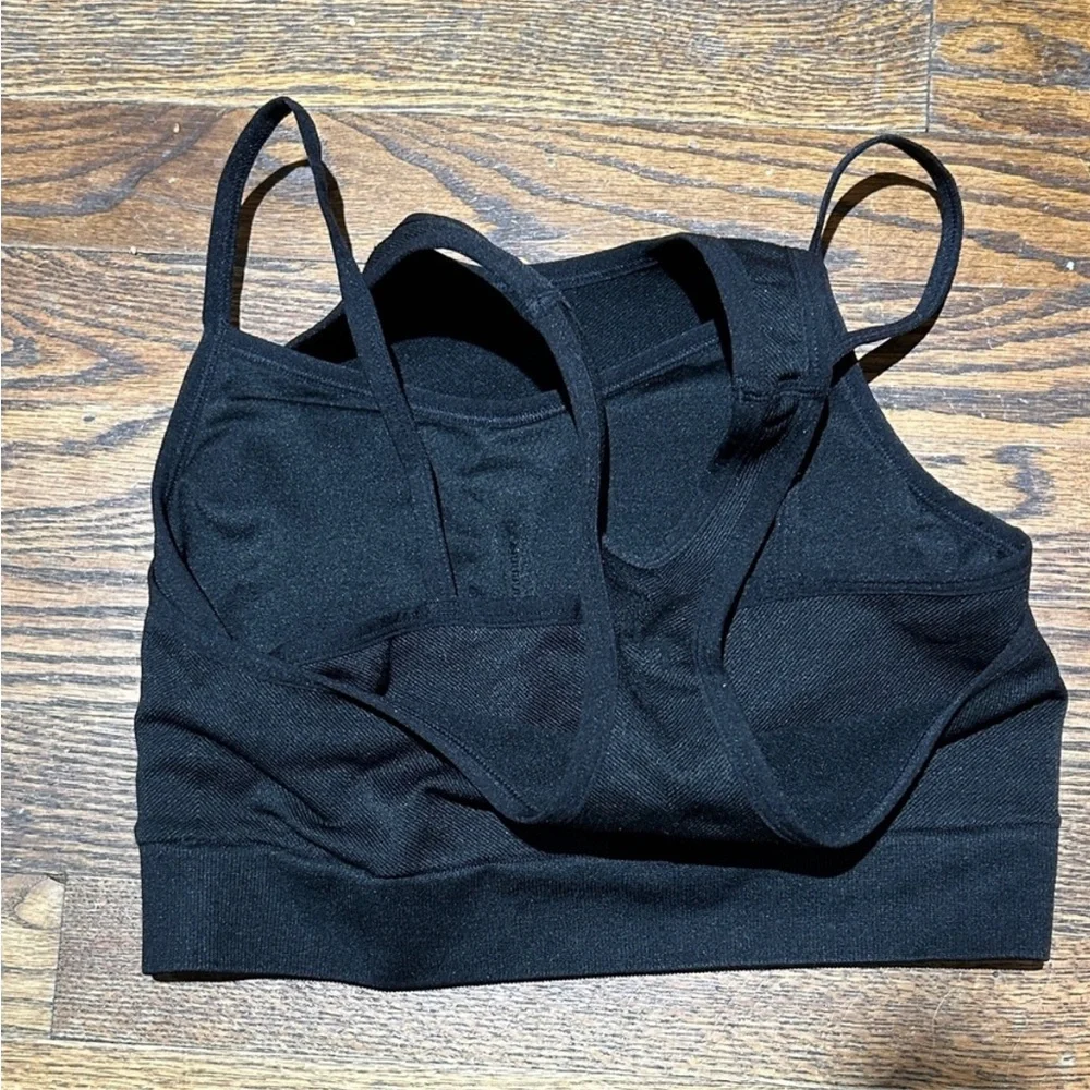 Elegant Black Women's Sports Bra - Picture 3 of 4